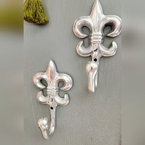 Pewter Fleur-de-Lis Wall Hooks